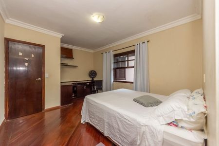 Casa à venda com 3 quartos, 350m² em Morada das Flores (Aldeia da Serra), Barueri