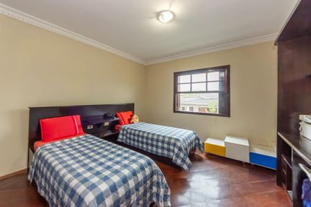 Casa à venda com 3 quartos, 350m² em Morada das Flores (Aldeia da Serra), Barueri