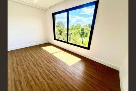 Casa à venda com 525m², 5 quartos e 8 vagas