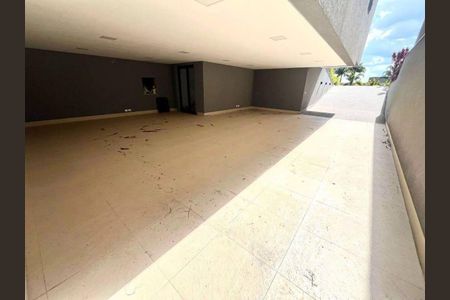 Casa à venda com 525m², 5 quartos e 8 vagas