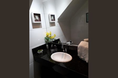 Casa à venda com 115m², 2 quartos e 3 vagas