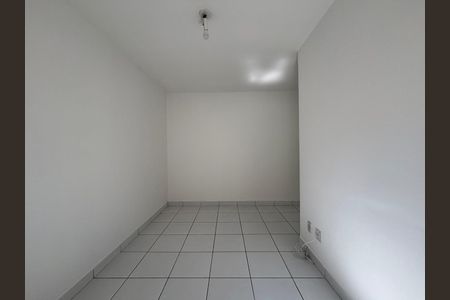 Sala de apartamento para alugar com 2 quartos, 75m² em Parque São Lourenço, Indaiatuba