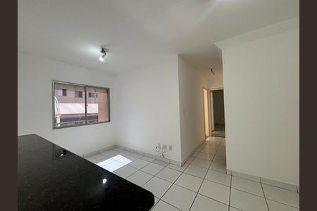 Sala de apartamento para alugar com 2 quartos, 75m² em Parque São Lourenço, Indaiatuba