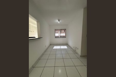 Sala de apartamento para alugar com 2 quartos, 75m² em Parque São Lourenço, Indaiatuba