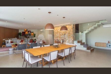Casa de Condomínio à venda com 4 quartos, 692m² em Residencial Tambore, Barueri