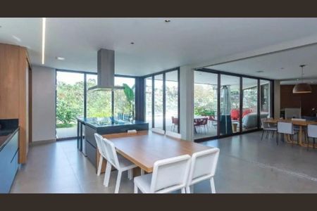 Casa de Condomínio à venda com 4 quartos, 692m² em Residencial Tambore, Barueri