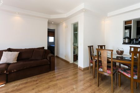 Apartamento à venda com 70m², 2 quartos e 2 vagassala 