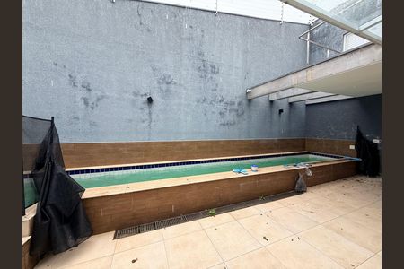 Casa à venda com 350m², 4 quartos e 4 vagas