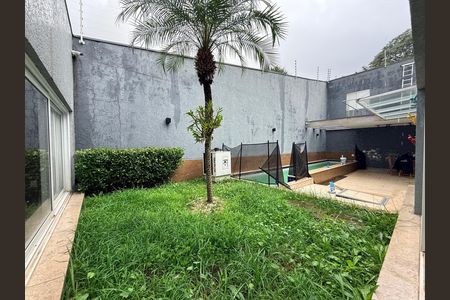 Casa à venda com 350m², 4 quartos e 4 vagas
