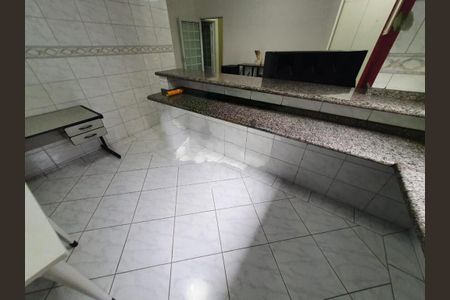 Casa à venda com 300m², 1 quarto e 6 vagas