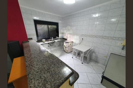 Casa à venda com 300m², 1 quarto e 6 vagas
