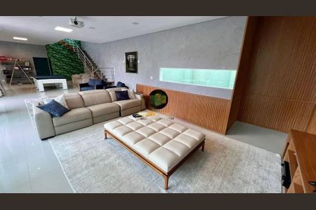 Casa de Condomínio à venda com 4 quartos, 500m² em Residencial Morada dos Lagos, Barueri