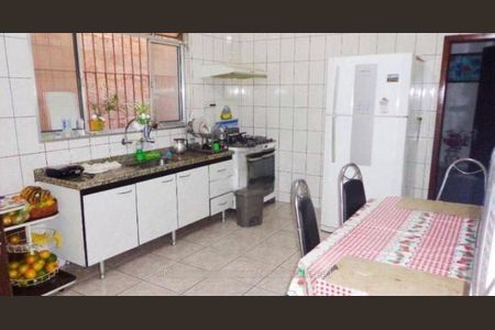 Casa à venda com 4 quartos, 200m² em Jardim Paulistano (Zona Norte), São Paulo