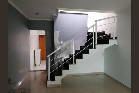 Casa à venda com 3 quartos, 104m² em Vila Carrão, São Paulo