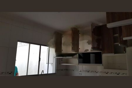 Casa à venda com 3 quartos, 104m² em Vila Carrão, São Paulo