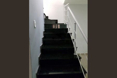 Casa à venda com 3 quartos, 104m² em Vila Carrão, São Paulo