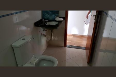 Casa à venda com 3 quartos, 104m² em Vila Carrão, São Paulo