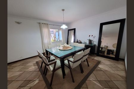 Casa à venda com 4 quartos, 355m² em Morada dos Pássaros, Barueri