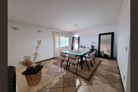 Casa à venda com 4 quartos, 355m² em Morada dos Pássaros, Barueri