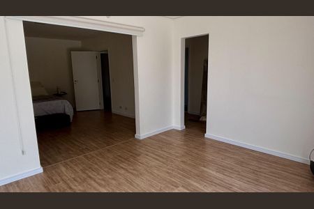 Casa à venda com 3 quartos, 316m² em Morada dos Pinheiros (Aldeia da Serra), Barueri