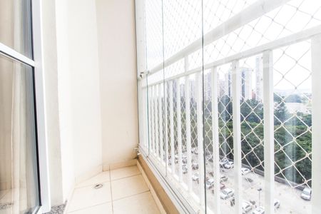 Sacada de apartamento para alugar com 1 quarto, 61m² em Jardim Tupanci, Barueri