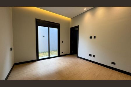 Casa à venda com 265m², 4 quartos e 4 vagas
