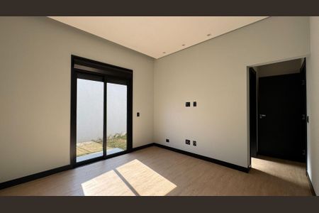 Casa à venda com 265m², 4 quartos e 4 vagas