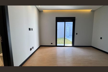Casa à venda com 265m², 4 quartos e 4 vagas