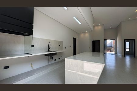 Casa à venda com 265m², 4 quartos e 4 vagas