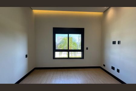 Casa à venda com 265m², 4 quartos e 4 vagas