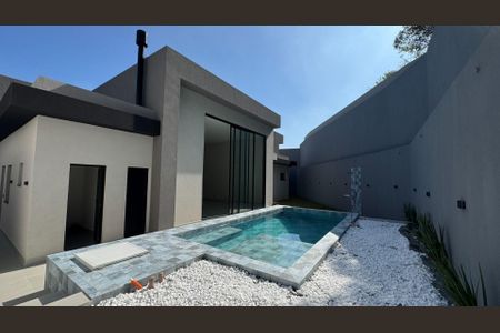 Casa à venda com 265m², 4 quartos e 4 vagas
