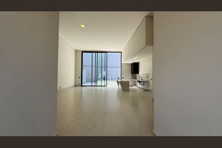 Casa à venda com 265m², 4 quartos e 4 vagas
