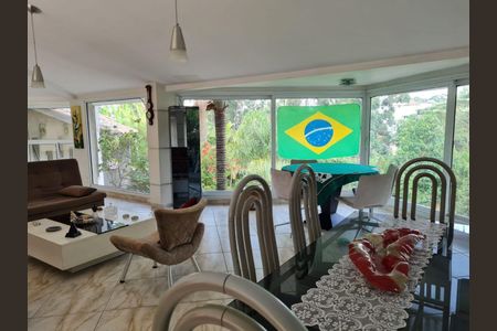 Casa à venda com 5 quartos, 850m² em Residencial Tambore, Barueri