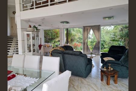 Casa à venda com 5 quartos, 850m² em Residencial Tambore, Barueri