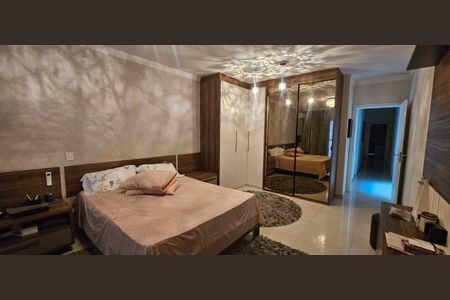 Casa à venda com 280m², 4 quartos e 3 vagas