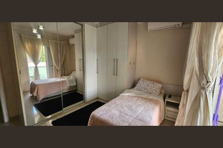 Casa à venda com 4 quartos, 280m² em Vila Carrão, São Paulo