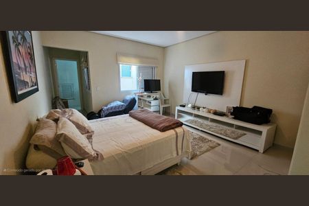 Casa à venda com 4 quartos, 280m² em Vila Carrão, São Paulo