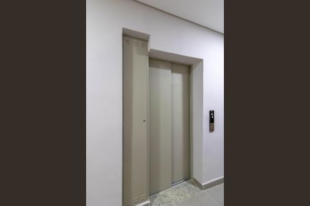 Apartamento para alugar com 57m², 2 quartos e sem vagaArea Comum - Elevador