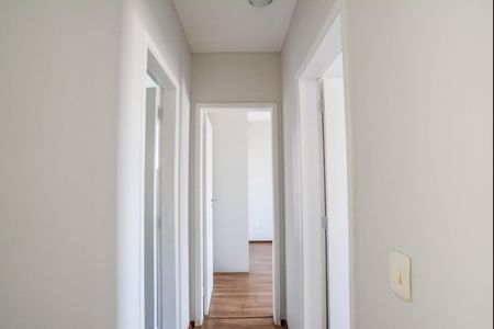 Corredor de apartamento para alugar com 2 quartos, 78m² em Vila Bastos, Santo André