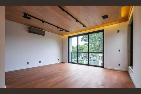 Casa à venda com 5 quartos, 450m² em Jardim Paulista, São Paulo