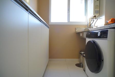 Apartamento à venda com 69m², 2 quartos e 1 vagaÁrea de serviço 