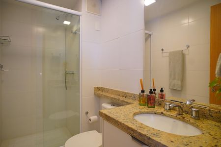 Apartamento à venda com 69m², 2 quartos e 1 vagaBanheiro 