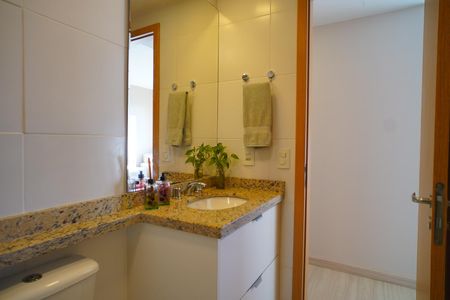 Apartamento à venda com 69m², 2 quartos e 1 vagaBanheiro 