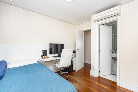 Apartamento à venda com 164m², 3 quartos e 3 vagas
