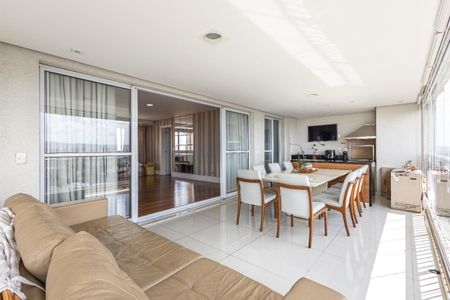 Apartamento à venda com 164m², 3 quartos e 3 vagas