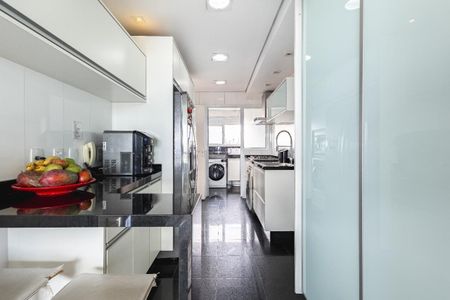 Apartamento à venda com 164m², 3 quartos e 3 vagas