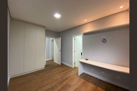 Casa à venda com 3 quartos, 230m² em Sítio do Rosário, Barueri