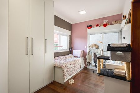 Casa à venda com 257m², 3 quartos e 4 vagas