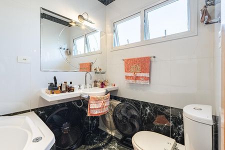 Casa à venda com 257m², 3 quartos e 4 vagas