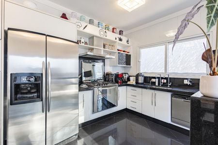 Casa à venda com 257m², 3 quartos e 4 vagas